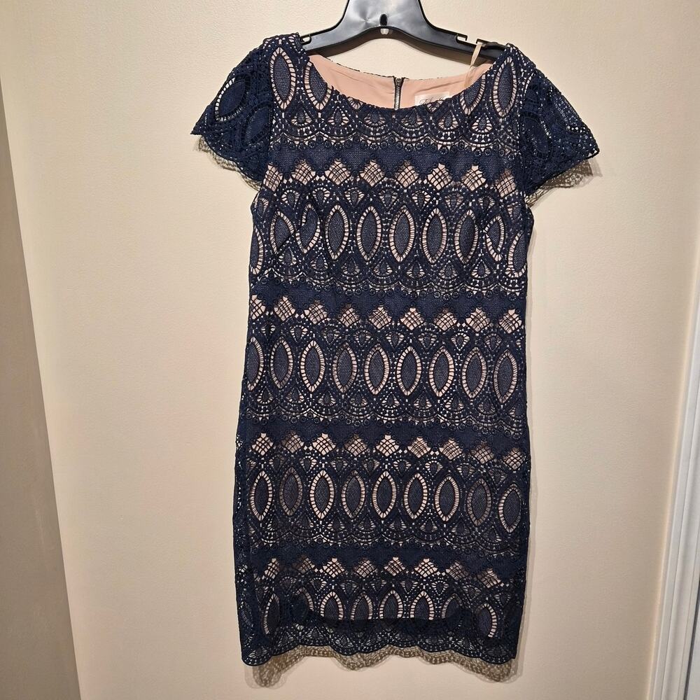 Eliza J 10 Navy Scalloped Lace Sheath Cocktail Dress with Nude Lining Cap Sleeve